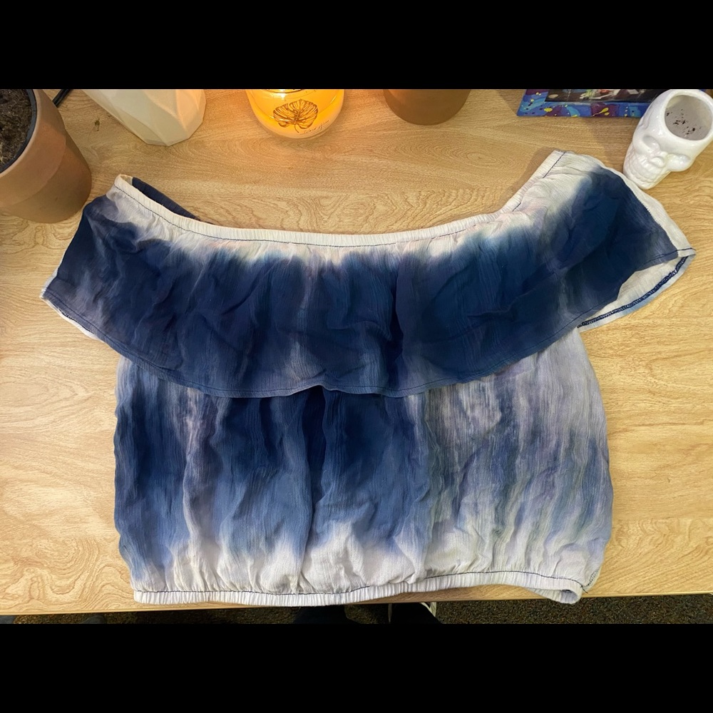 Off the shoulder crop top!